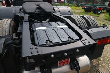 �ִ����ó� ��һ�������ؿ� 540���� 6X4 AMT�Զ���ǣ����(����)(CHM4250KPQ46T)ͼƬ