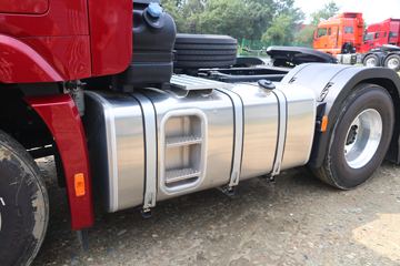 �ִ����ó� ��һ�������ؿ� 540���� 6X4 AMT�Զ���ǣ����(����)(CHM4250KPQ46T)ͼƬ