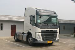 沃尔沃 新FM重卡 460马力 4X2 自动挡牵引车(国六)
