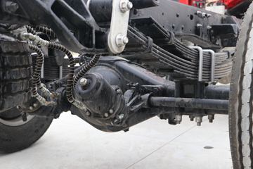 Ծ�� ��ԽC300-33 115���� 4.17�׵��������Ῠ(SH1042ZFDCMZ6)ͼƬ