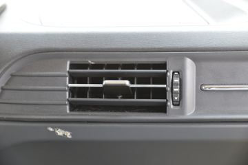 �������ó� ���KR 260���� 4X2 9.8����ʽ�ػ���(��Һ��)(����)(DFH5180XXYE8)ͼƬ