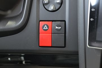 �������ó� ���KR 260���� 4X2 9.8����ʽ�ػ���(��Һ��)(����)(DFH5180XXYE8)ͼƬ