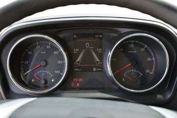 �������ó� ���KR 260���� 4X2 9.8����ʽ�ػ���(��Һ��)(����)(DFH5180XXYE8)ͼƬ