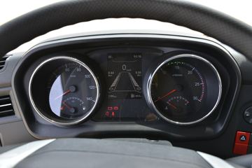 �������ó� ���KR 260���� 4X2 9.8����ʽ�ػ���(��Һ��)(����)(DFH5180XXYE8)ͼƬ