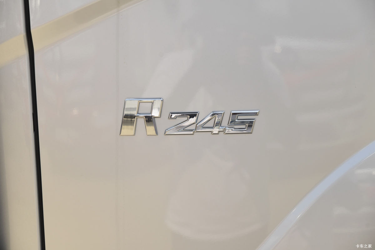 ŷRϵ 245 4X2 6.2ʽػ()(ٱ4.33)(BJ5186XXY-DM1)                                                