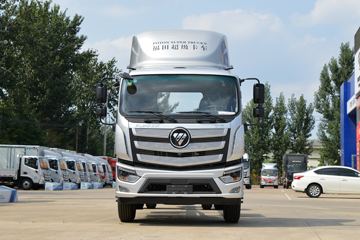 福田 欧航R系 240马力 4X2 5.45米厢式载货车(BJ5186XXY-3M)