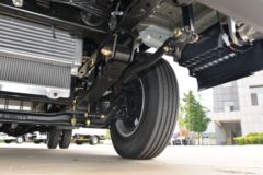 凯马 凯捷M3 尊享版 150马力 4.16米单排栏板轻卡(KMC1042B336DP6)