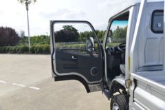 凯马 K1 1.5L 113马力 汽油 3.31米单排栏板轻卡(国六)(KMC1036Q280DP6)