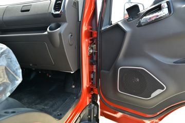 ���� ����M6 ������ 190���� 5.33�������ػ���(����)(��ɫ)ͼƬ