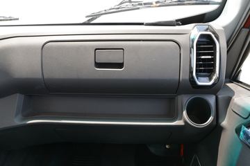 ���� ����M6 ������ 190���� 5.33�������ػ���(����)(��ɫ)ͼƬ