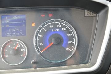 ���� ����M6 ������ 190���� 5.33�������ػ���(����)(��ɫ)ͼƬ