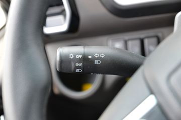 ���� ����M6 ������ 190���� 5.33�������ػ���(����)(��ɫ)ͼƬ