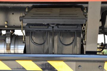 ���� ����M6 ������ 190���� 5.33�������ػ���(����)(��ɫ)ͼƬ