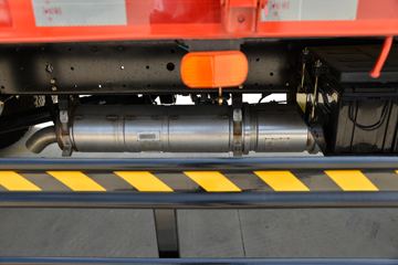 ���� ����M6 ������ 190���� 5.33�������ػ���(����)(��ɫ)ͼƬ