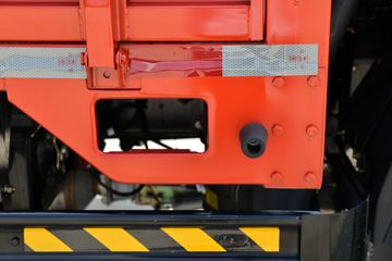 ���� ����M6 ������ 190���� 5.33�������ػ���(����)(��ɫ)ͼƬ