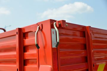 ���� ����M6 ������ 190���� 5.33�������ػ���(����)(��ɫ)ͼƬ