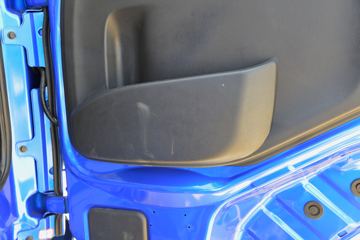 ���� ���� 220���� 4X2 6.75�������ػ���(����)(KMC1180A530P6)ͼƬ