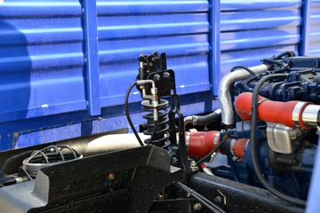 ���� ���� 220���� 4X2 6.75�������ػ���(����)(KMC1180A530P6)ͼƬ