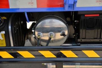 ���� ���� 220���� 4X2 6.75�������ػ���(����)(KMC1180A530P6)ͼƬ