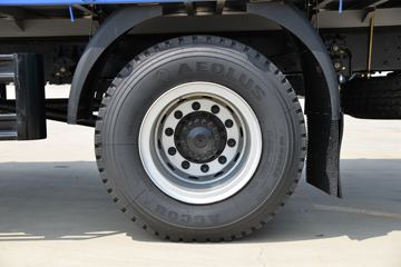 ���� ���� 220���� 4X2 6.75�������ػ���(����)(KMC1180A530P6)ͼƬ