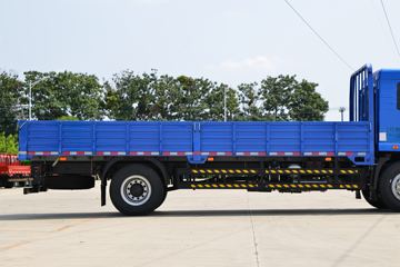 ���� ���� 220���� 4X2 6.75�������ػ���(����)(KMC1180A530P6)ͼƬ