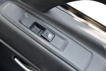 ���� ���� 220���� 6X2 5.2����ж��(����)ͼƬ