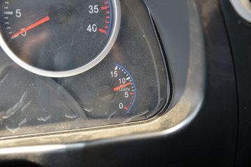 ���� ���� 220���� 6X2 5.2����ж��(����)ͼƬ