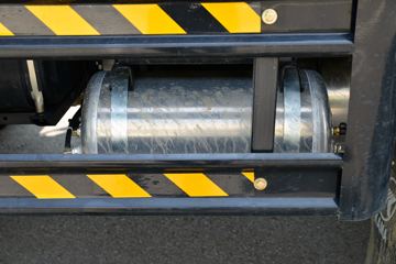 ���� ���� 220���� 6X2 5.2����ж��(����)ͼƬ