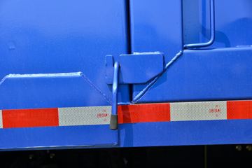 ���� ���� 220���� 6X2 5.2����ж��(����)ͼƬ