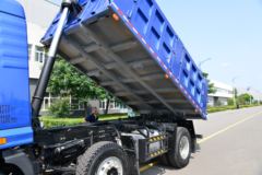 凯马 运腾 220马力 6X2 5.2米自卸车(国六)(KMC3240GC480P6)