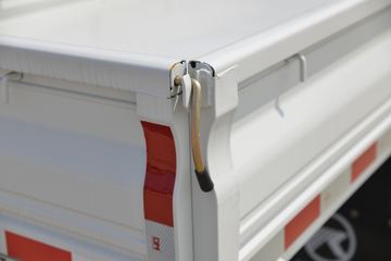 ���� ��X3 2.0L 127���� 3.6�׵�������΢��(����)(KMC1040H318D6)ͼƬ