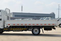 凯马 锐航X3 2.0L 127马力 3.6米单排栏板微卡(国六)(KMC1040H318D6)