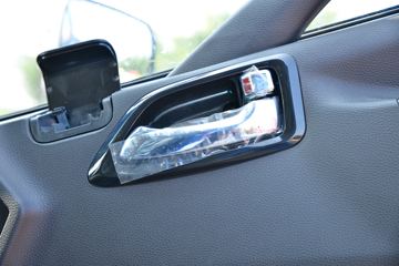 ���� ����HM6 ������ 184���� 4X2 4����ж��(����)ͼƬ