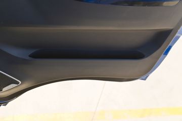 ���� ����HM6 ������ 184���� 4X2 4����ж��(����)ͼƬ