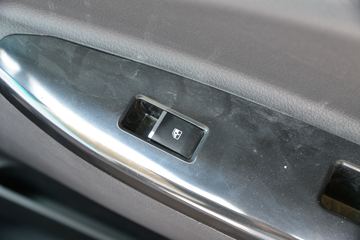 ���� ����HM6 ������ 184���� 4X2 4����ж��(����)ͼƬ