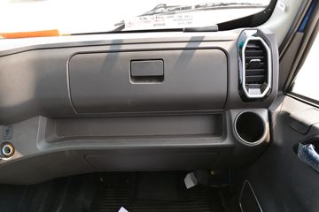 ���� ����HM6 ������ 184���� 4X2 4����ж��(����)ͼƬ