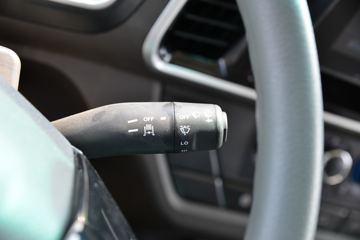 ���� ����HM6 ������ 184���� 4X2 4����ж��(����)ͼƬ