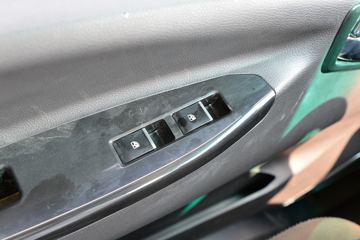 ���� ����HM6 ������ 184���� 4X2 4����ж��(����)ͼƬ