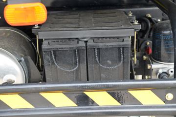 ���� ����HM6 ������ 184���� 4X2 4����ж��(����)ͼƬ