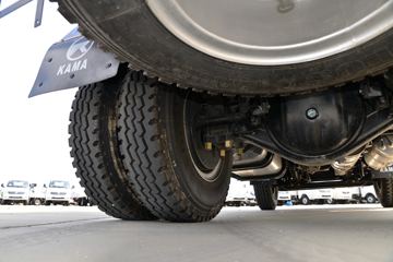 ���� ����HM6 ������ 184���� 4X2 4����ж��(����)ͼƬ