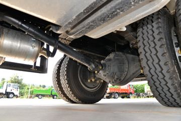 ���� ����HM6 ������ 184���� 4X2 4����ж��(����)ͼƬ