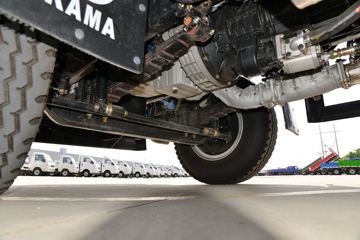 ���� ����HM6 ������ 184���� 4X2 4����ж��(����)ͼƬ