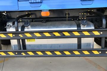 ���� ����HM6 ������ 184���� 4X2 4����ж��(����)ͼƬ