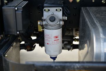 ���� ����HM6 ������ 184���� 4X2 4����ж��(����)ͼƬ