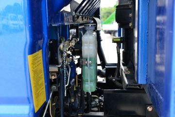 ���� ����HM6 ������ 184���� 4X2 4����ж��(����)ͼƬ