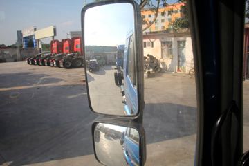 �ൺ��� ��VH�п� 2.0�� 220���� 4X2 8.8����������ʽ�ػ���(����)ͼƬ