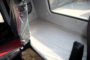 �ൺ��� ��VH�п� 2.0�� 220���� 4X2 8.8����������ʽ�ػ���(����)ͼƬ