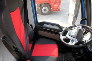 �ൺ��� ��VH�п� 2.0�� 220���� 4X2 8.8����������ʽ�ػ���(����)ͼƬ