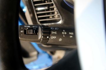 �ൺ��� ��VH�п� 2.0�� 220���� 4X2 8.8����������ʽ�ػ���(����)ͼƬ