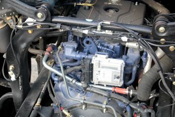 �ൺ��� ��VH�п� 2.0�� 220���� 4X2 8.8����������ʽ�ػ���(����)ͼƬ